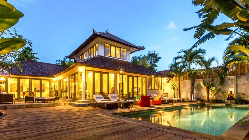 Luxury Villa Kudeta 300M Beach And Heart Of Seminyak Екстер'єр фото